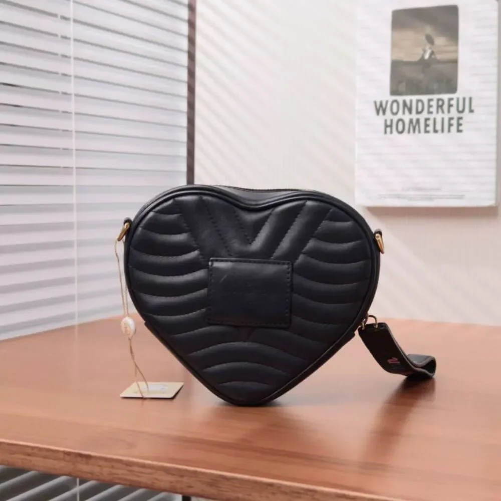 Louis Vuitton Women Pre-Loved Bag Very Good Condition